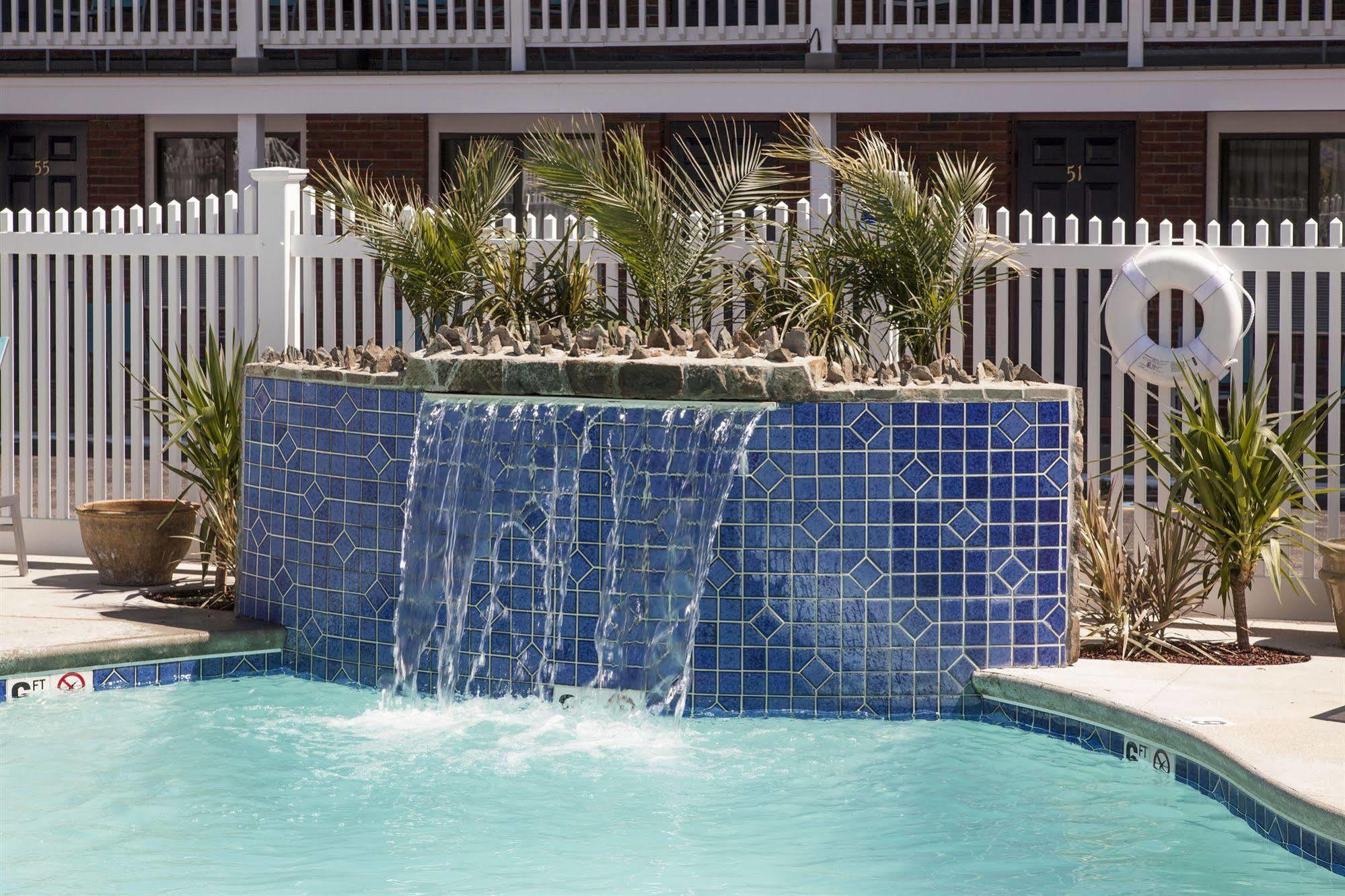 Sands By The Sea Motel York Exterior foto